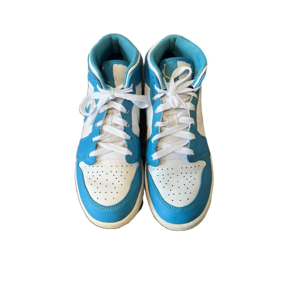 Sporty Streetwear Air Jordan 1 Mid (GS) "Aquatone" DQ8423-400 Youth Size 4.5Y